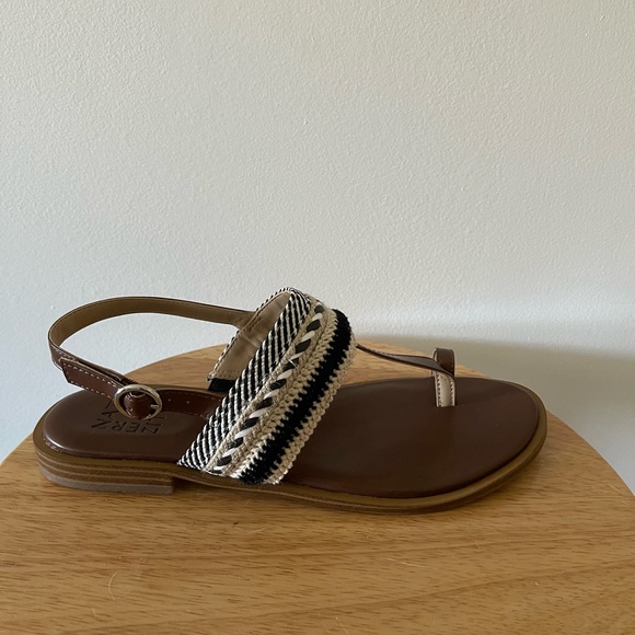 Naturalizer Women’s 9 Linnete Multi Woven Multicolor Thong Sandals NWT - Picture 3 of 7